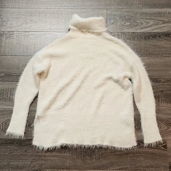 Aerie Offline plush Turtleneck - Picture 6 of 6